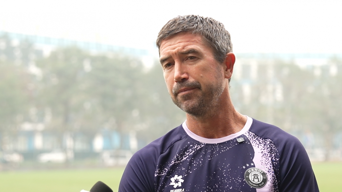 HLV Harry Kewell tiết lộ kế hoạch đặc biệt trước khi V-League trở lại